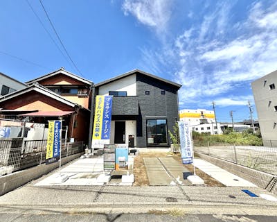 プレサンス アージュ 四日市東富田町